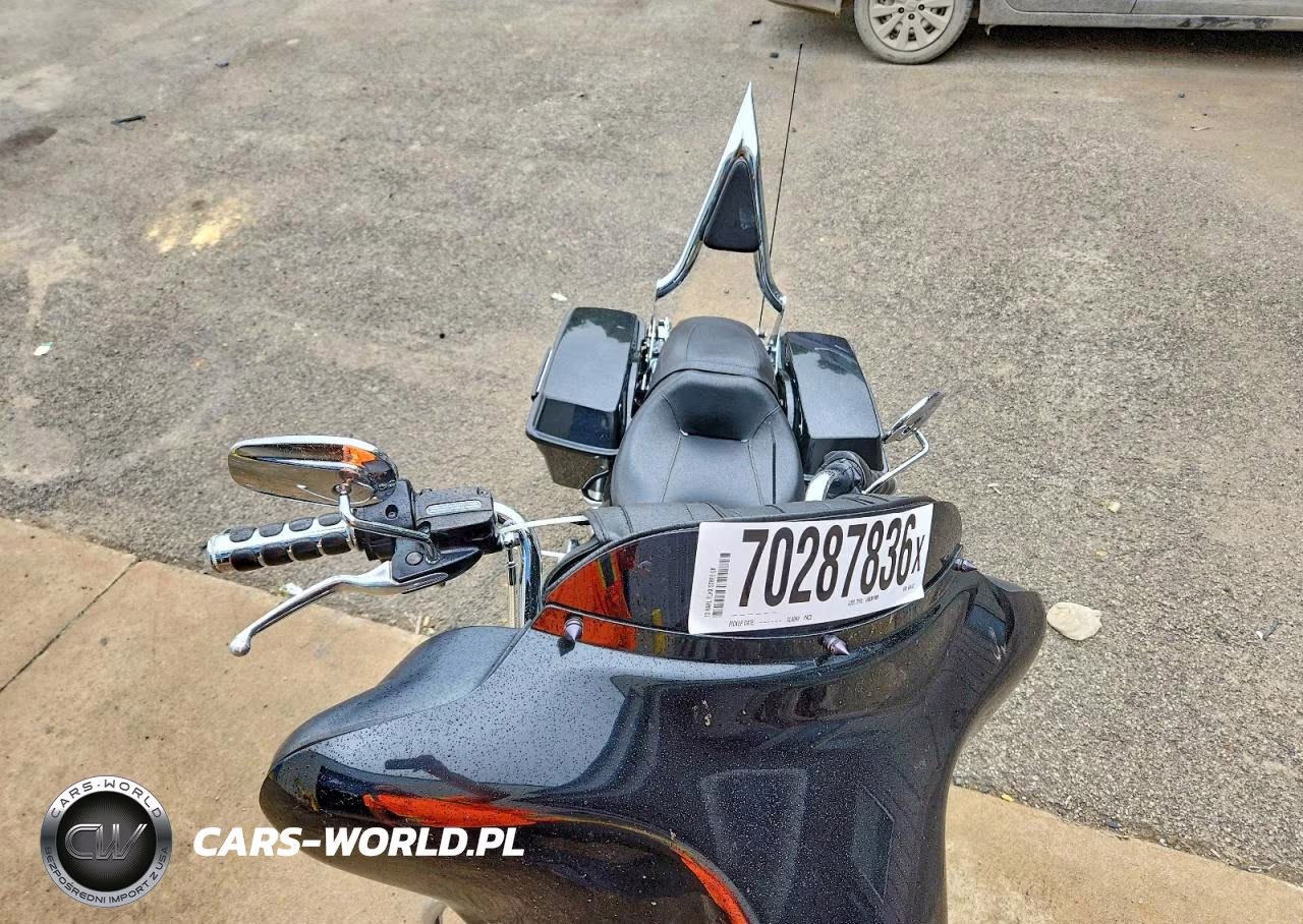 2013 Harley-Davidson Flhx Street Glide VIN:1HD1KBM19DB644747 - 5