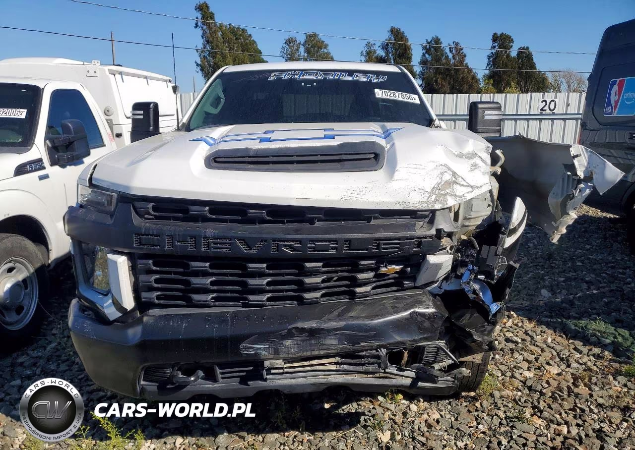2022 Chevrolet Silverado C2500 Heavy Duty VIN:1GC5WLE7XNF115897 - 5