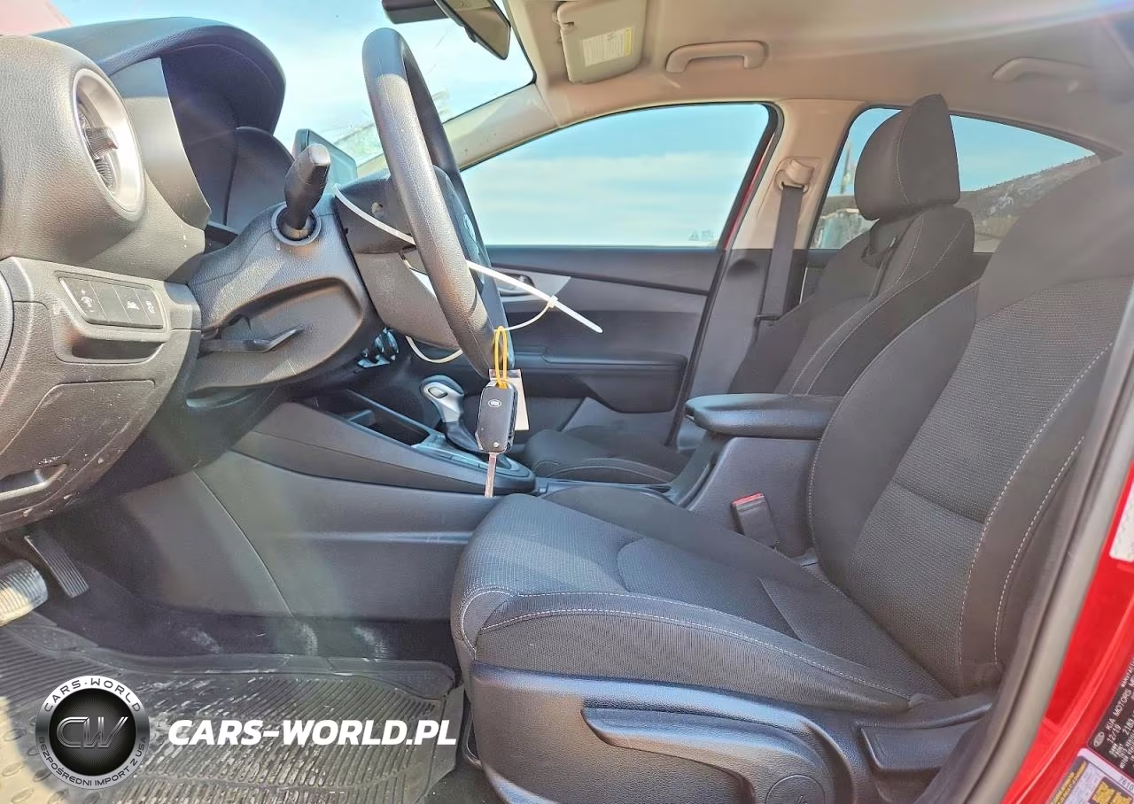 2020 Kia Forte Lxs VIN:3KPF24AD9LE207172 - 7