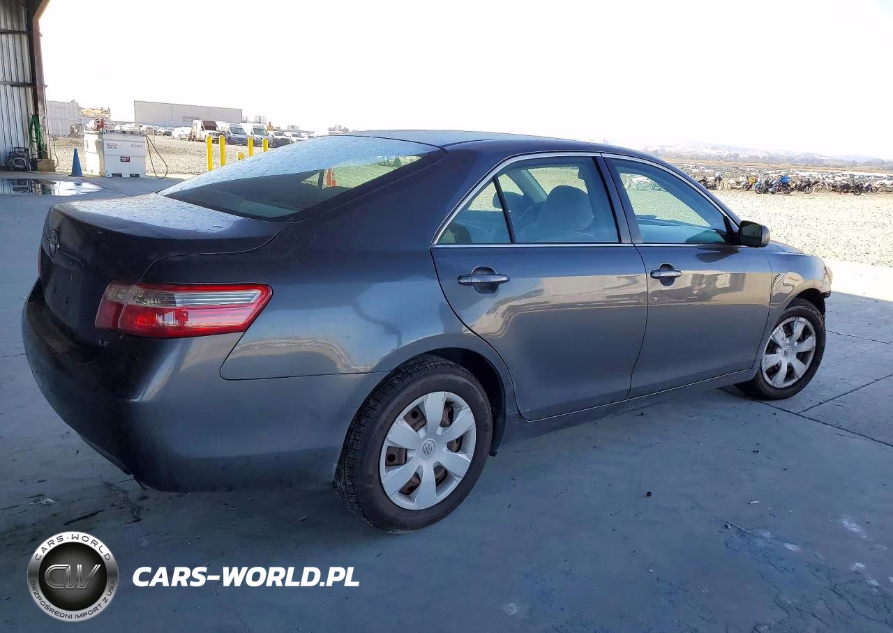2007 Toyota Camry Le VIN:4T1BE46K67U650864 - 3