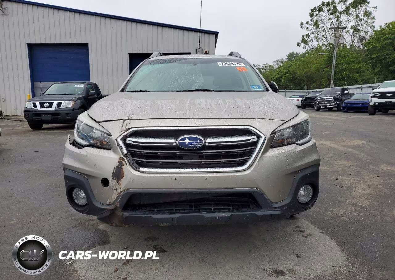 2018 Subaru Outback 2.5I Premium 2.5I Premium VIN:4S4BSACC2J3317840 - 5