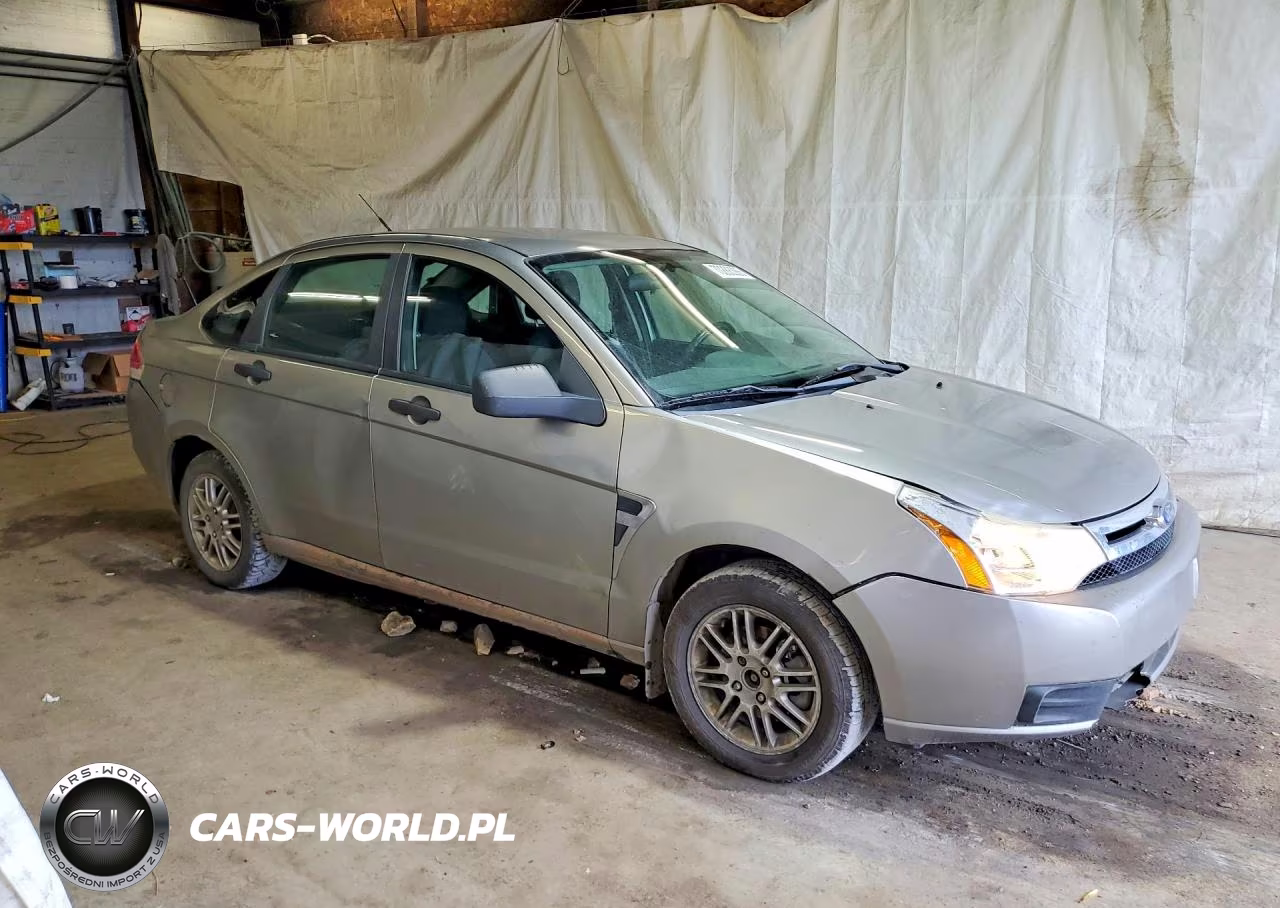 2008 Ford Focus Se VIN:1FAHP35N18W111899 - 4