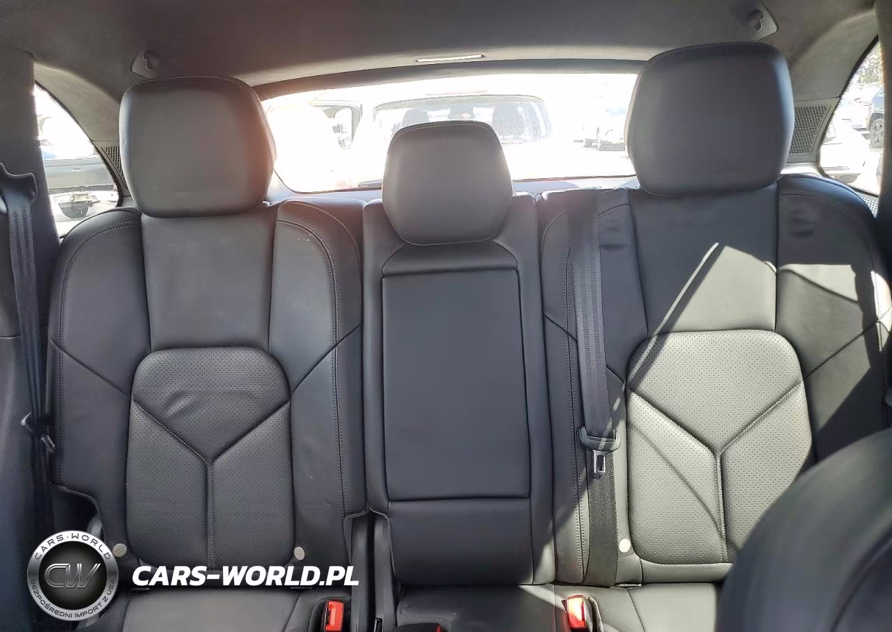 2013 Porsche Cayenne Gts VIN:WP1AD2A28DLA79926 - 10