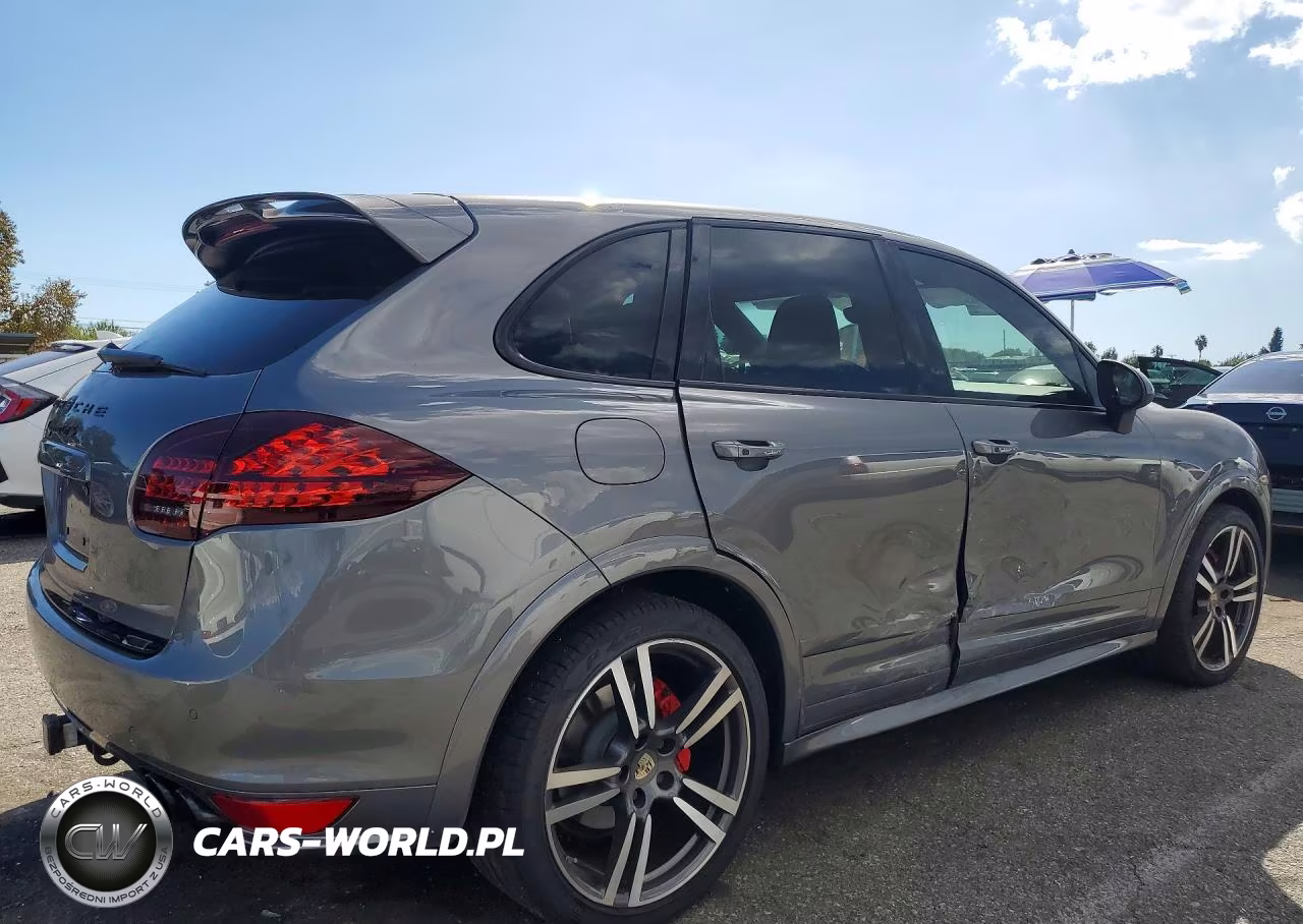 2013 Porsche Cayenne Gts VIN:WP1AD2A28DLA79926 - 3