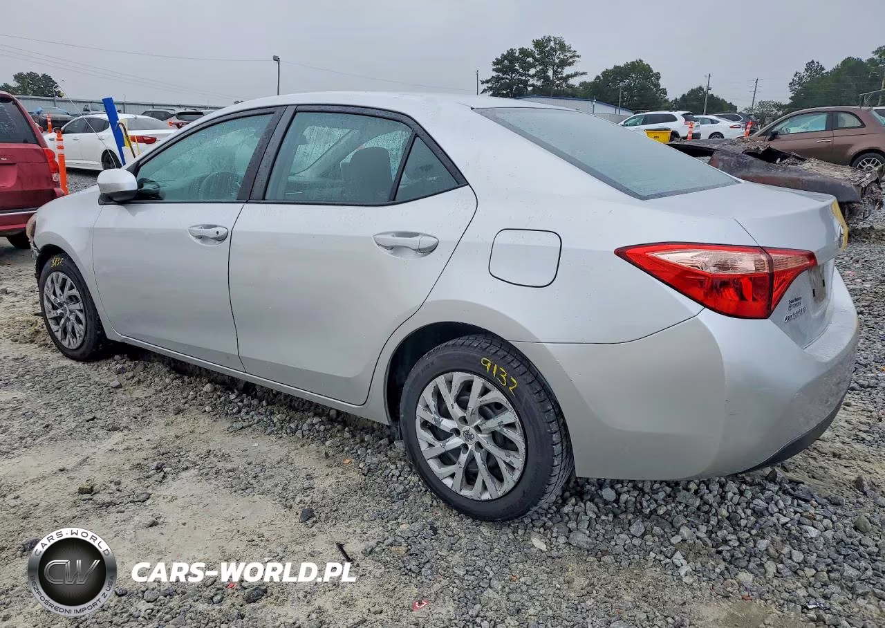 2017 Toyota Corolla Le VIN:5YFBURHE2HP707135 - 2