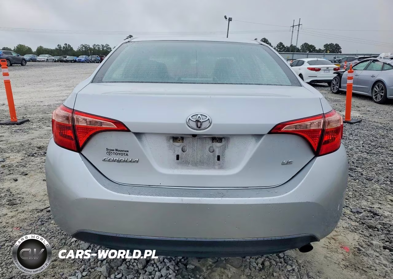 2017 Toyota Corolla Le VIN:5YFBURHE2HP707135 - 6