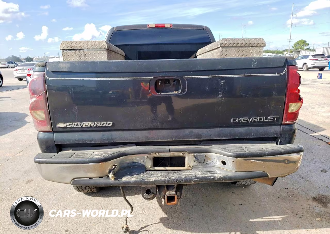 2005 Chevrolet Silverado C2500 Heavy Duty VIN:1GCHC29UX5E264154 - 6