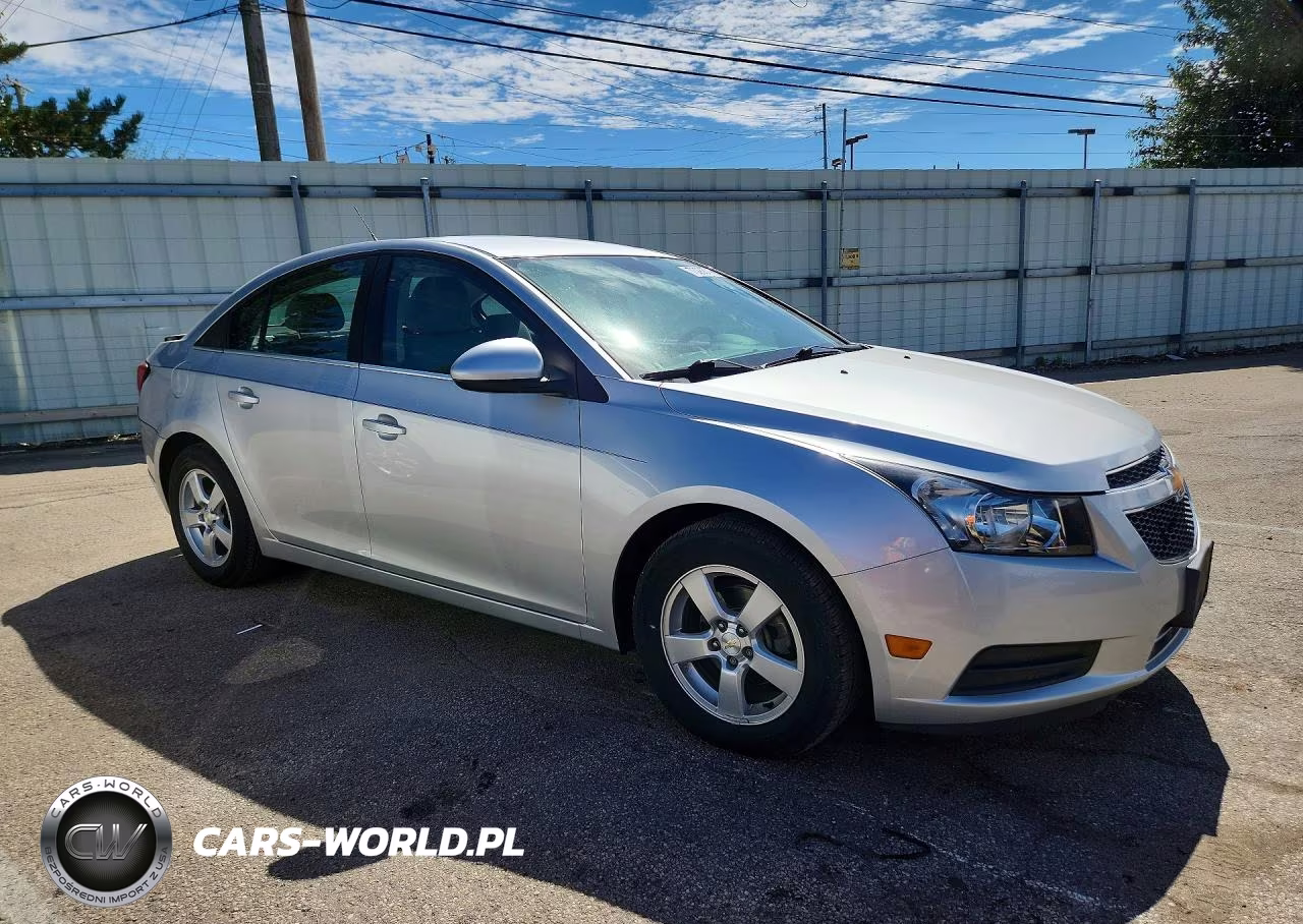 2014 Chevrolet Cruze Lt VIN:1G1PC5SB2E7467526 - 4
