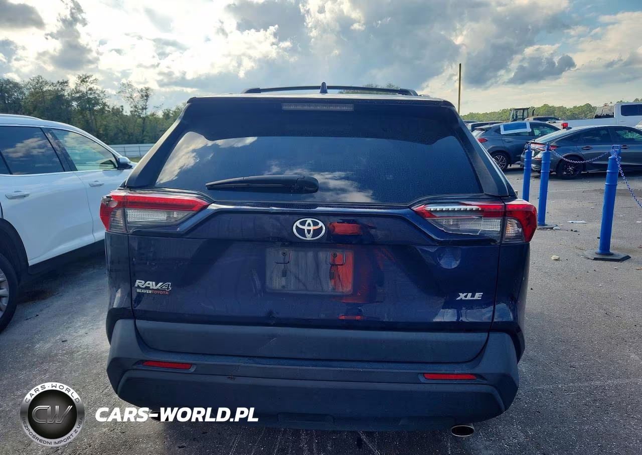 2025 Toyota Rav4 Xle Premium VIN:2T3C1RFVXSW388306 - 6