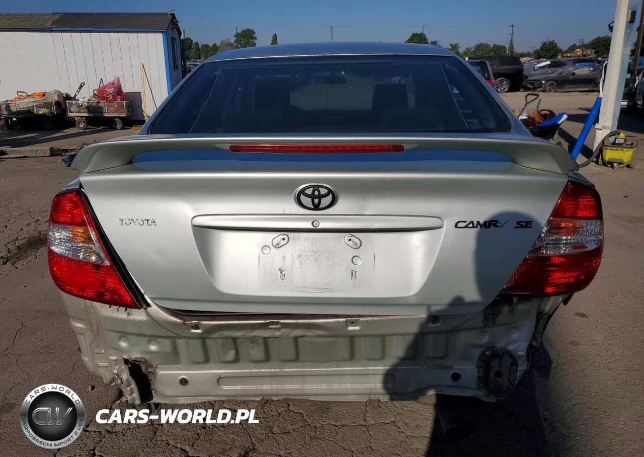 2002 Toyota Camry Se VIN:JTDBE32KX20079822 - 6