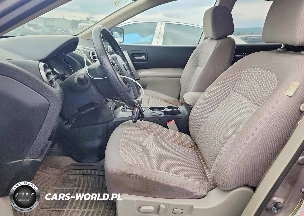 2013 Nissan Rogue S VIN:JN8AS5MV2DW658377 - 7