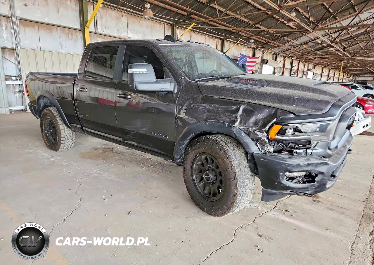 2023 Ram 2500 Powerwagon VIN:3C6UR5ELXPG634808 - 4