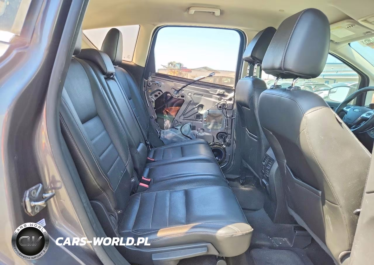 2013 Ford C-Max Premium VIN:1FADP5CU8DL534463 - 10