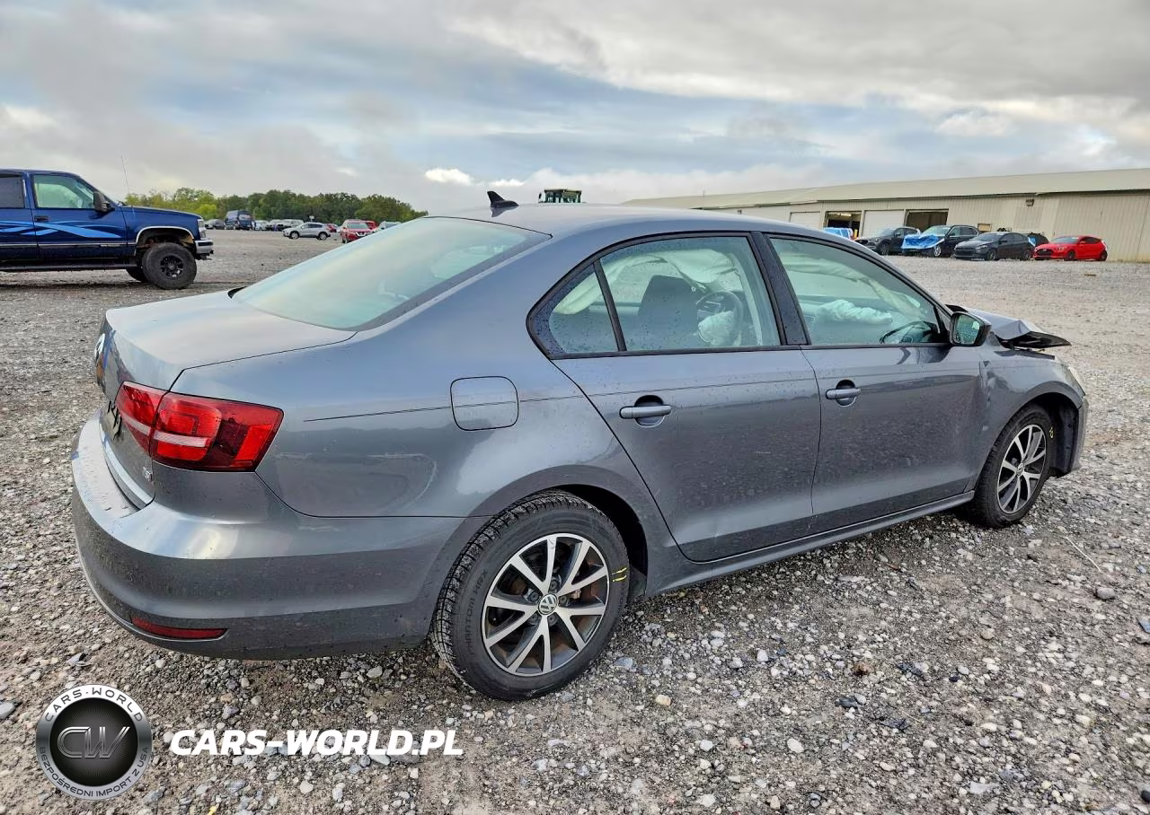 2016 Volkswagen Jetta Se VIN:3VWD67AJ9GM255962 - 3