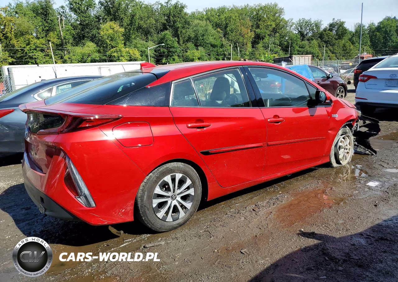 2020 Toyota Prius Prime Le VIN:JTDKARFP1L3156307 - 3