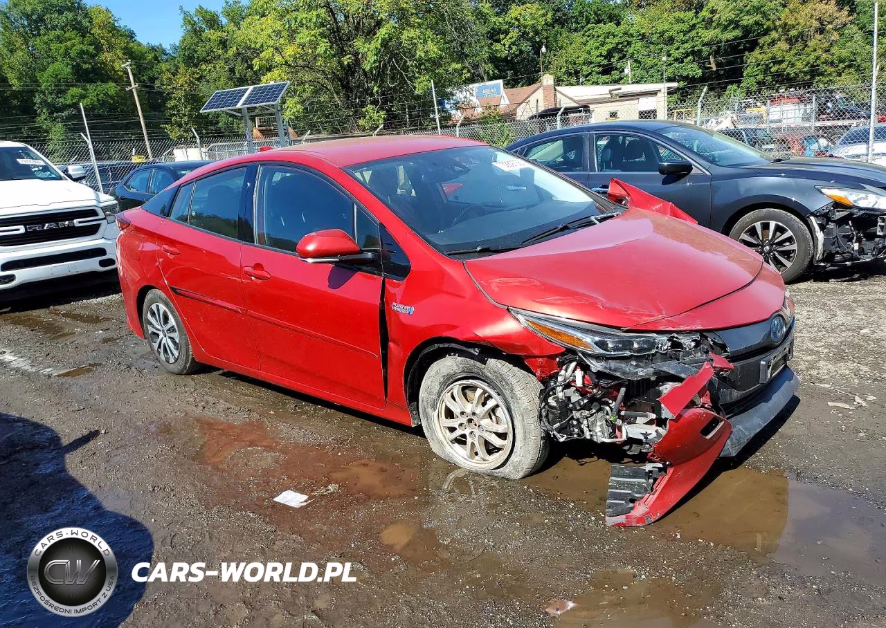 2020 Toyota Prius Prime Le VIN:JTDKARFP1L3156307 - 4