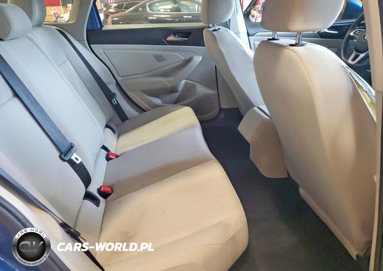 2019 Volkswagen Jetta S VIN:3VWC57BU2KM113968 - 10