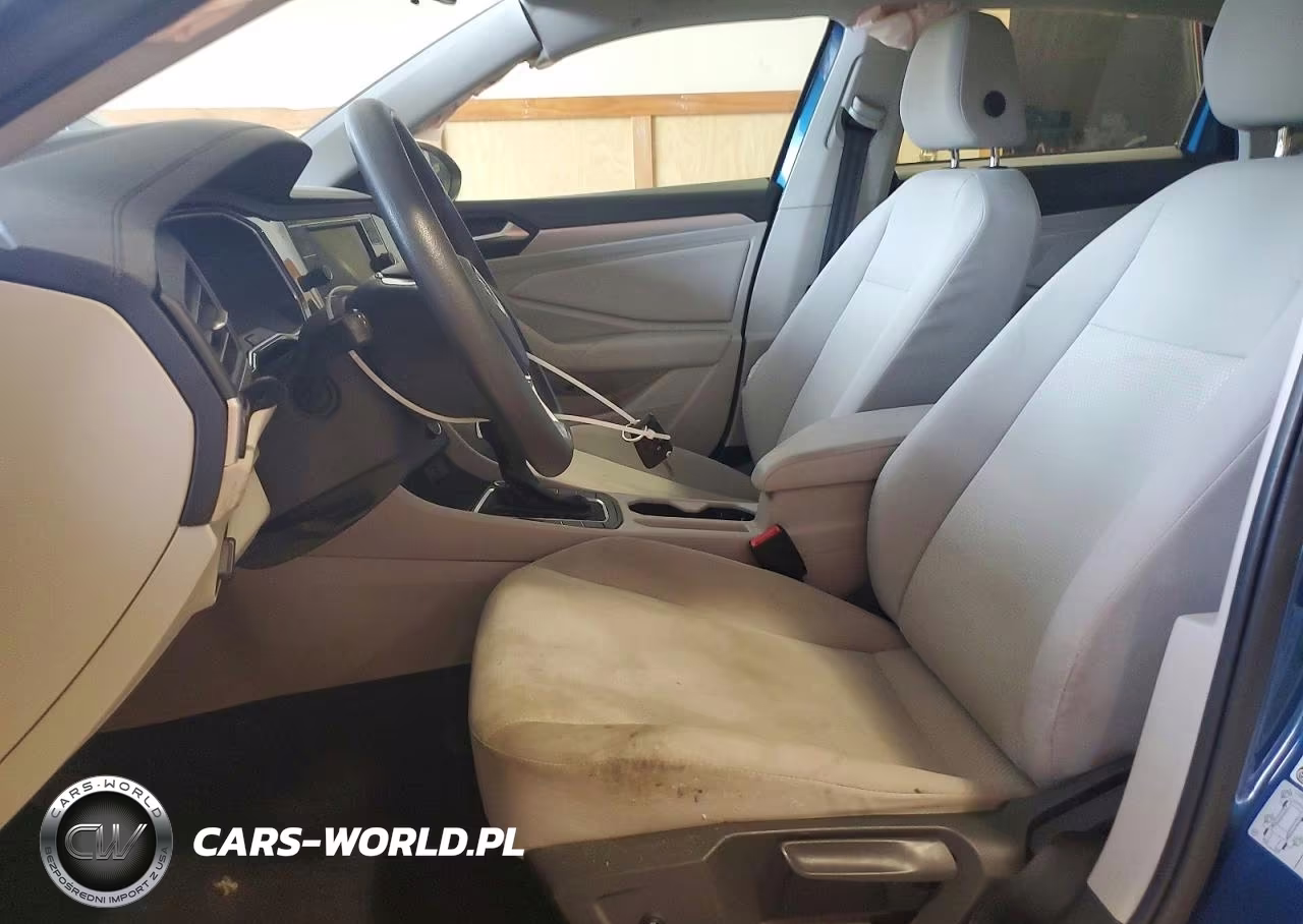2019 Volkswagen Jetta S VIN:3VWC57BU2KM113968 - 7