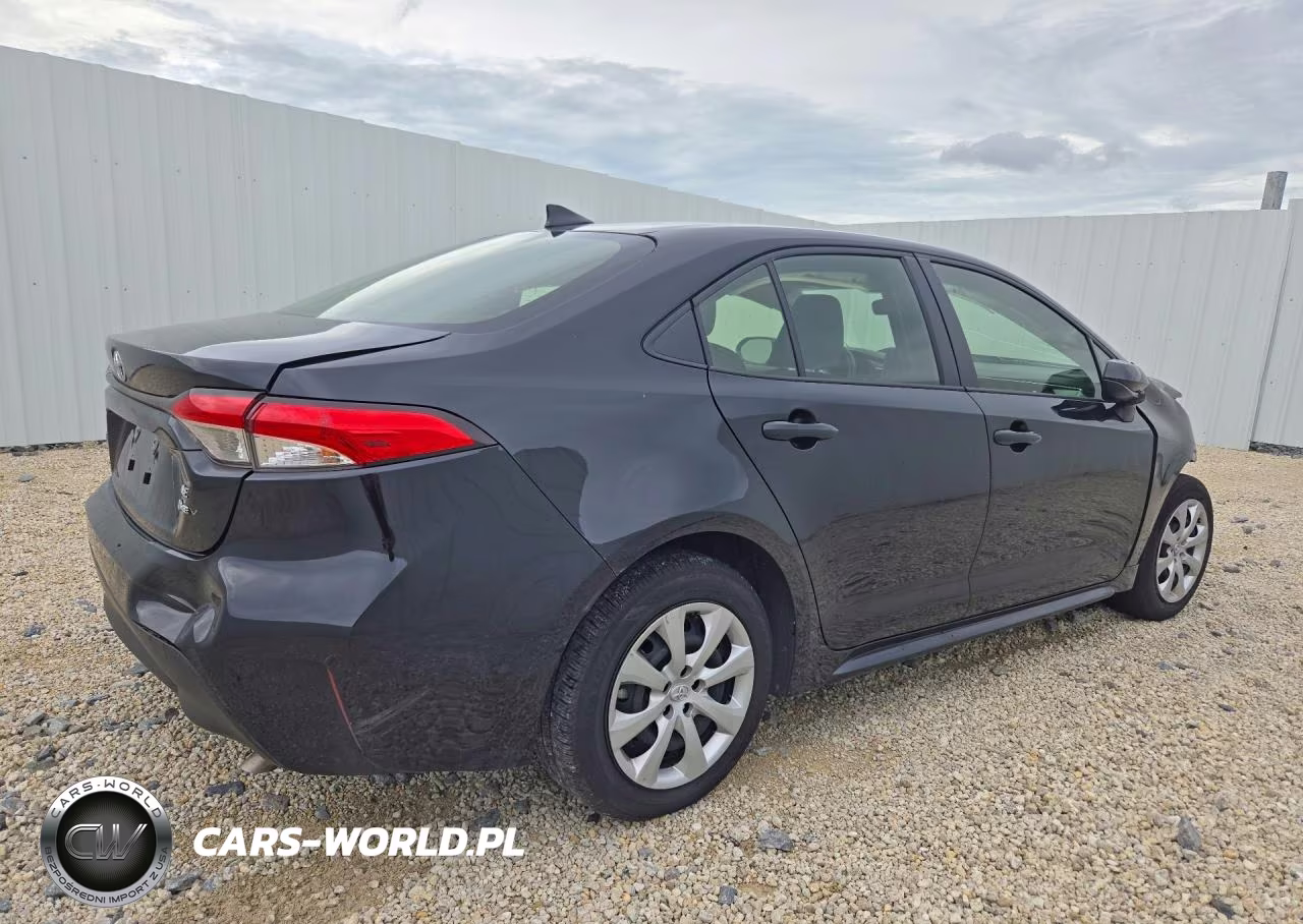 2026 Toyota Corolla Hybrid Le VIN:JTDBCMFE2T3157672 - 3