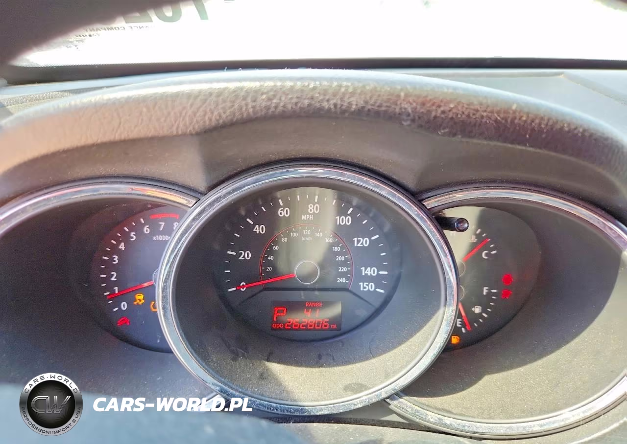 2011 Kia Sorento Lx VIN:5XYKT4A16BG053328 - 9