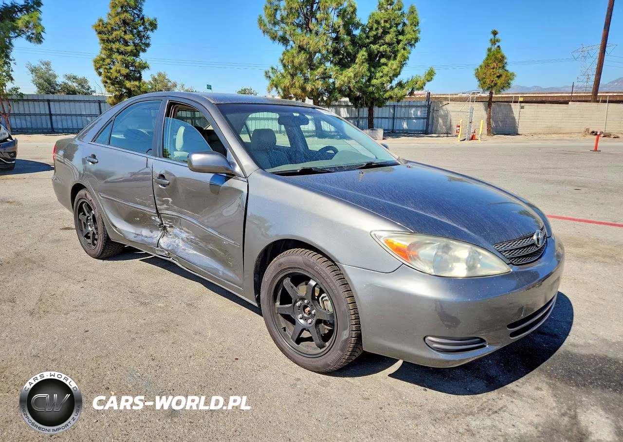 2002 Toyota Camry Xle V6 VIN:JTDBF30K920008515 - 4