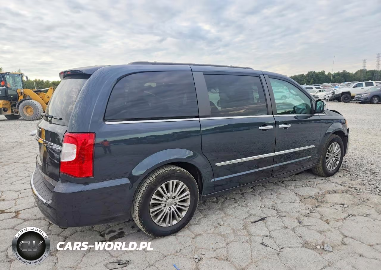2014 Chrysler Town & Country Touring L VIN:2C4RC1CG7ER108058 - 3