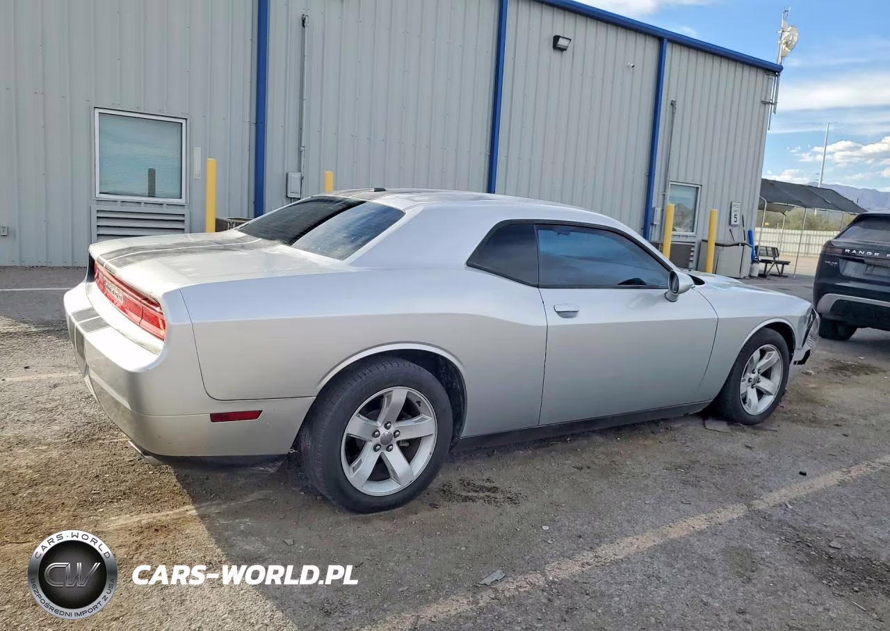 2012 Dodge Challenger Sxt VIN:2C3CDYAG1CH228251 - 3