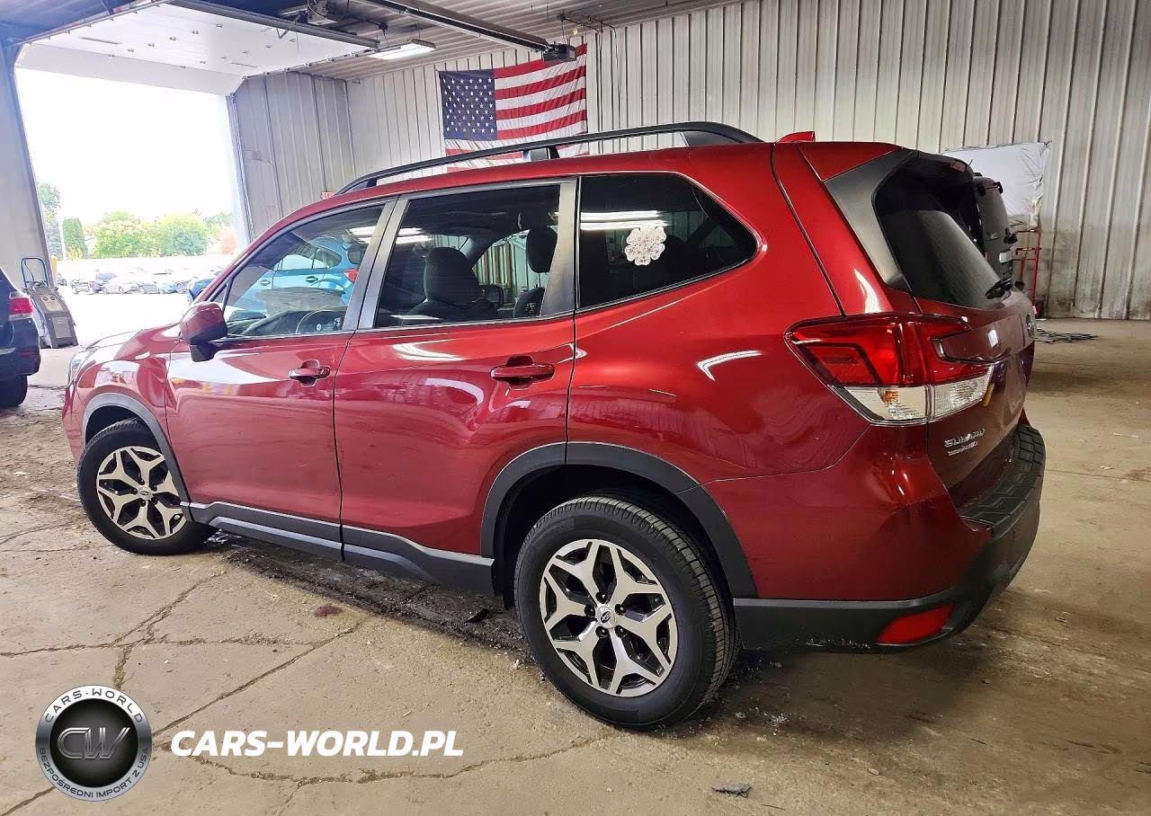 2021 Subaru Forester Premium VIN:JF2SKAFC9MH423078 - 2
