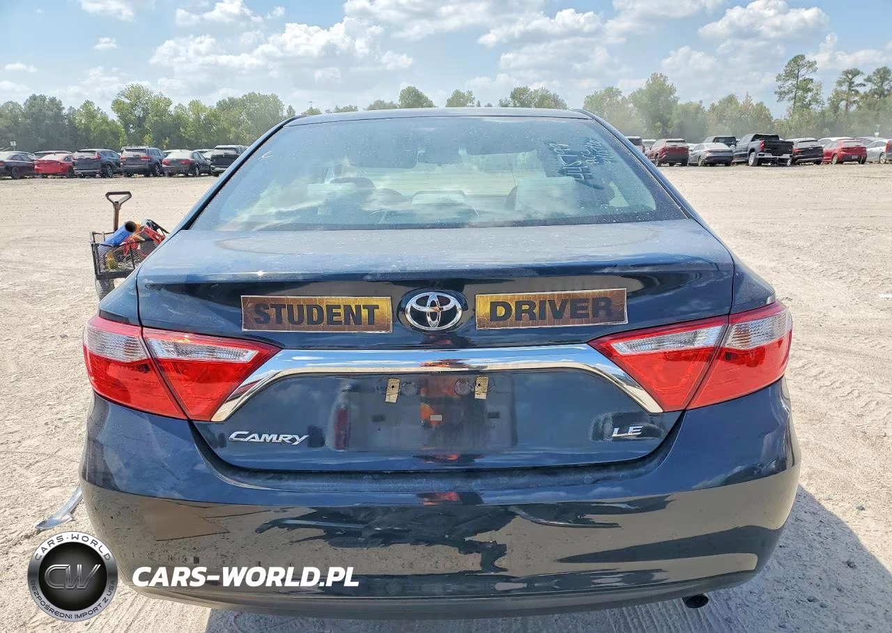 2017 Toyota Camry Le VIN:4T1BF1FK3HU738610 - 6