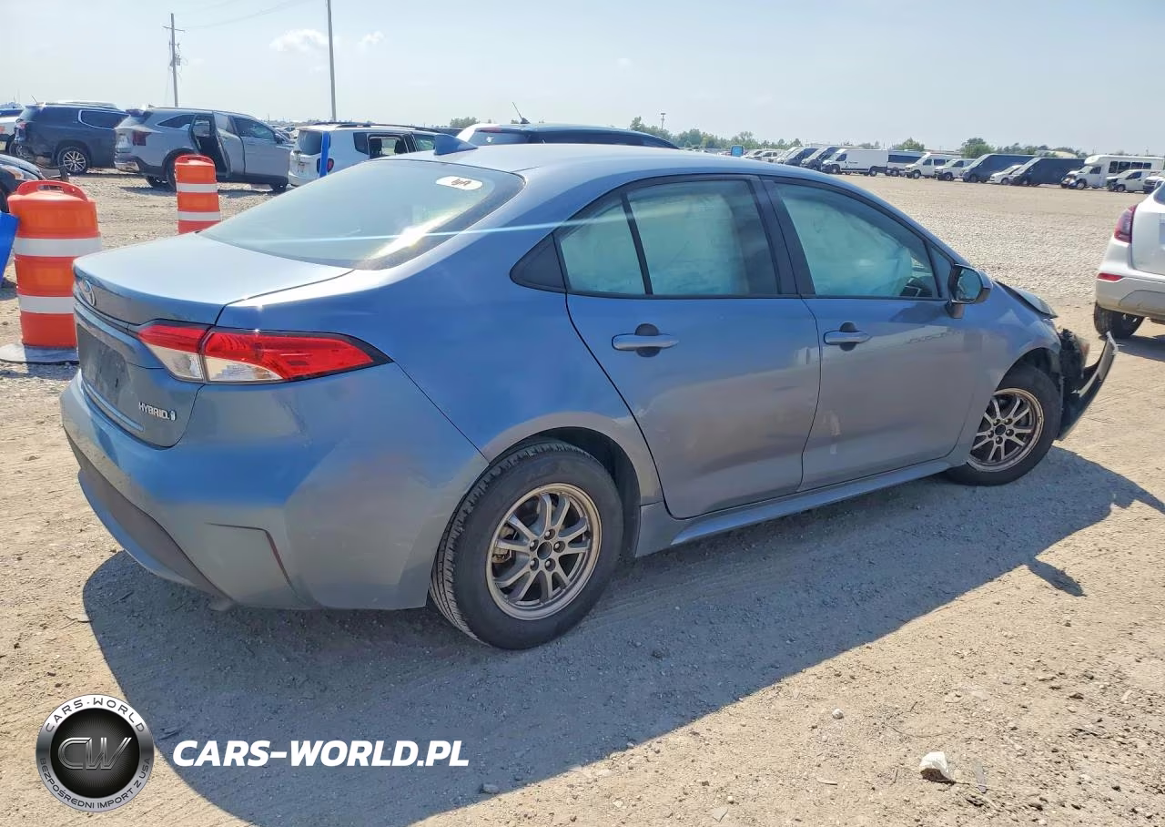 2022 Toyota Corolla Le VIN:JTDEAMDE7NJ050119 - 3