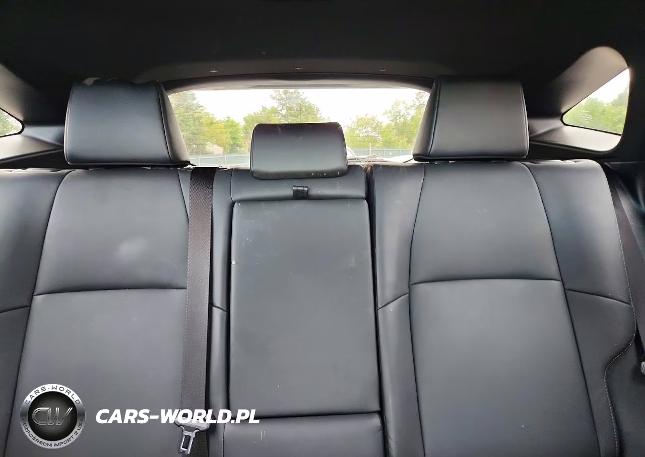 2024 Toyota Venza Nightshade Edition VIN:JTEAAAAH6RJ159166 - 10