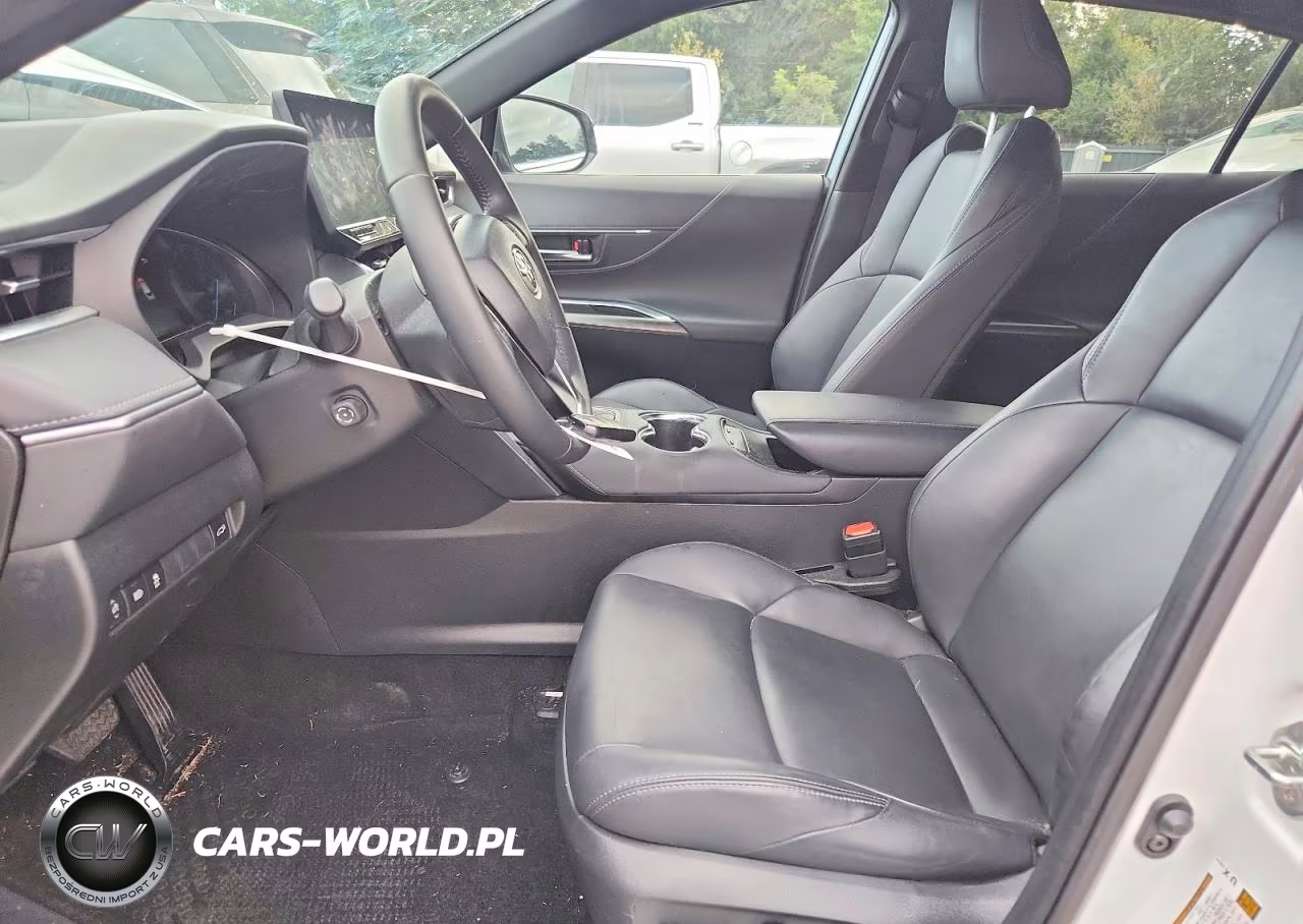 2024 Toyota Venza Nightshade Edition VIN:JTEAAAAH6RJ159166 - 7