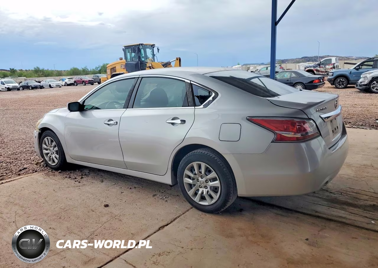 2015 Nissan Altima 2.5 S VIN:1N4AL3AP2FN324867 - 2