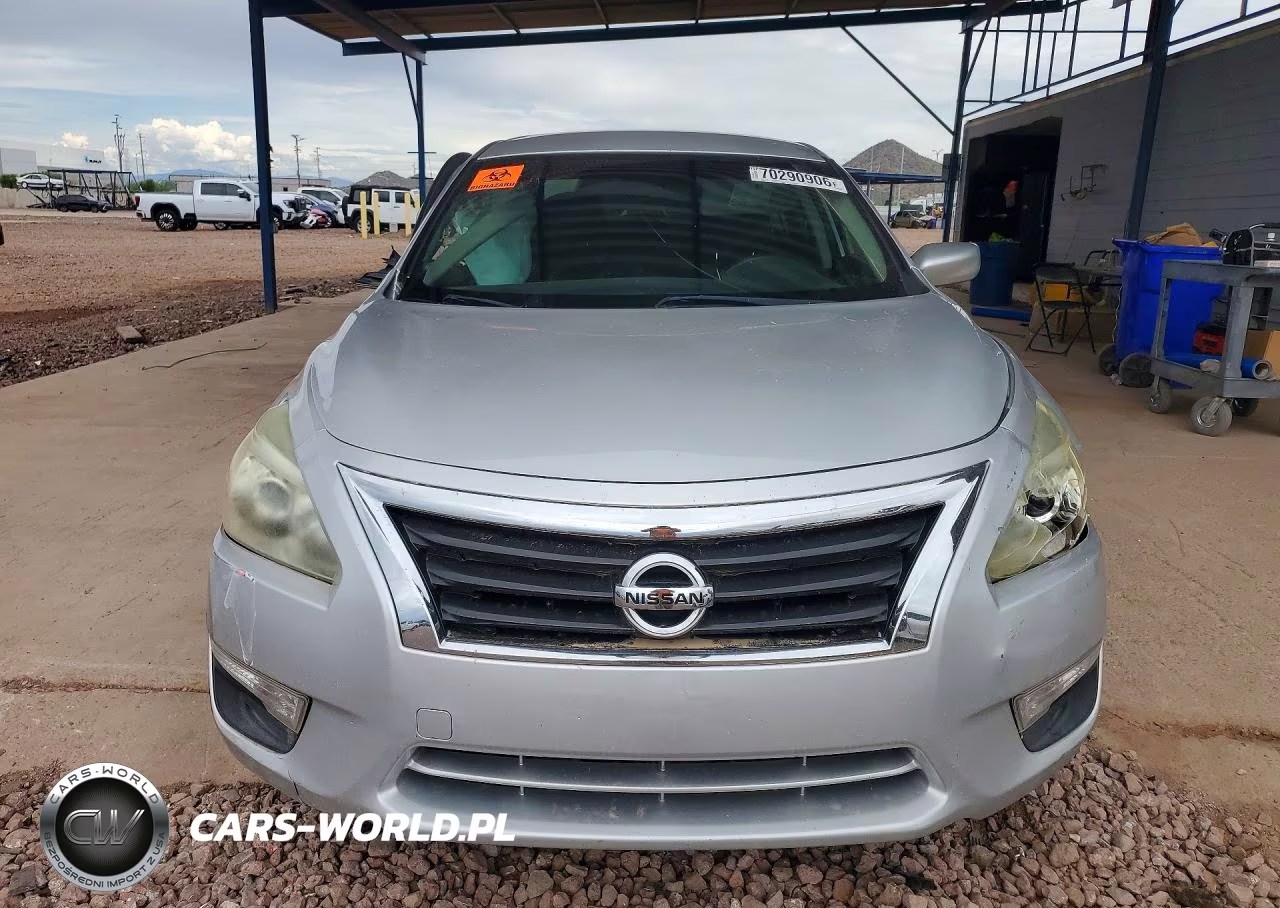 2015 Nissan Altima 2.5 S VIN:1N4AL3AP2FN324867 - 5