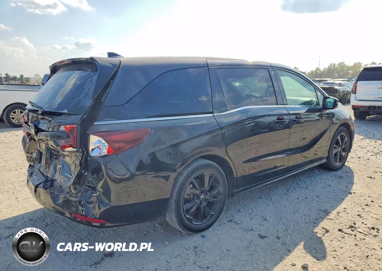 2023 Honda Odyssey Sport-L VIN:5FNRL6H71PB027738 - 3