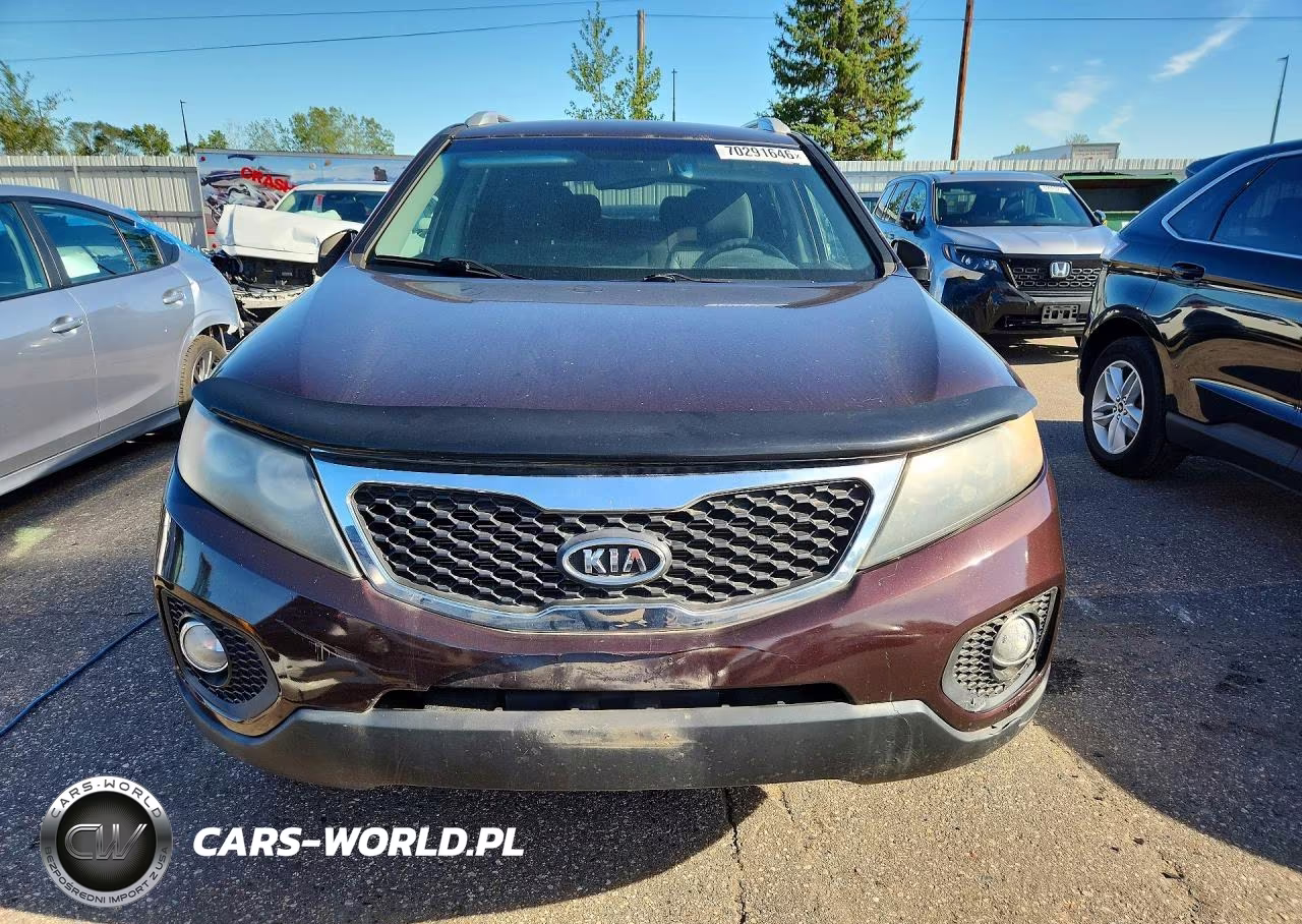 2011 Kia Sorento Lx VIN:5XYKTDA20BG159556 - 5
