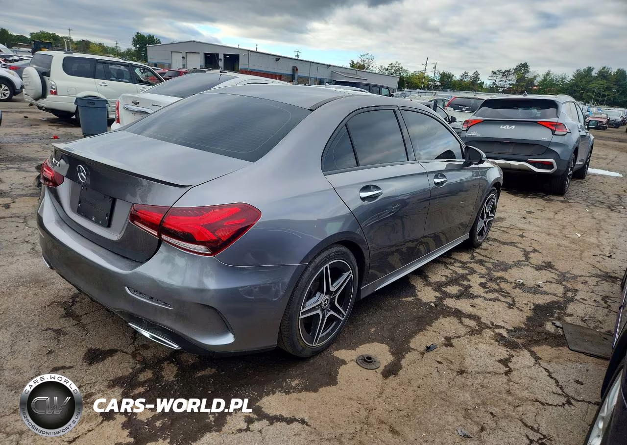 2019 Mercedes-Benz A 220 VIN:WDD3G4EB5KW002357 - 3