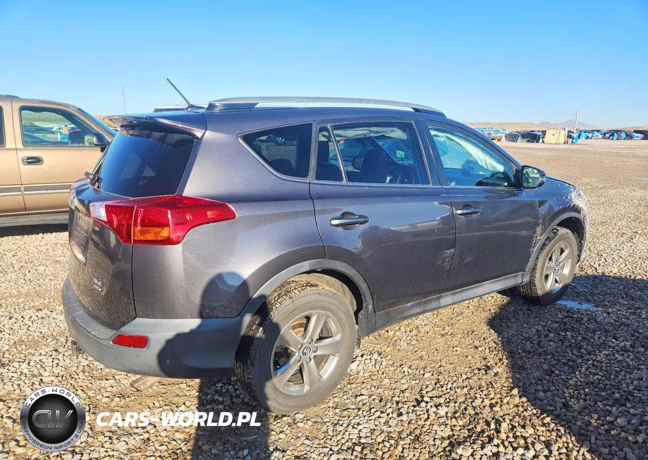 2015 Toyota Rav4 Xle VIN:2T3RFREV0FW280893 - 3