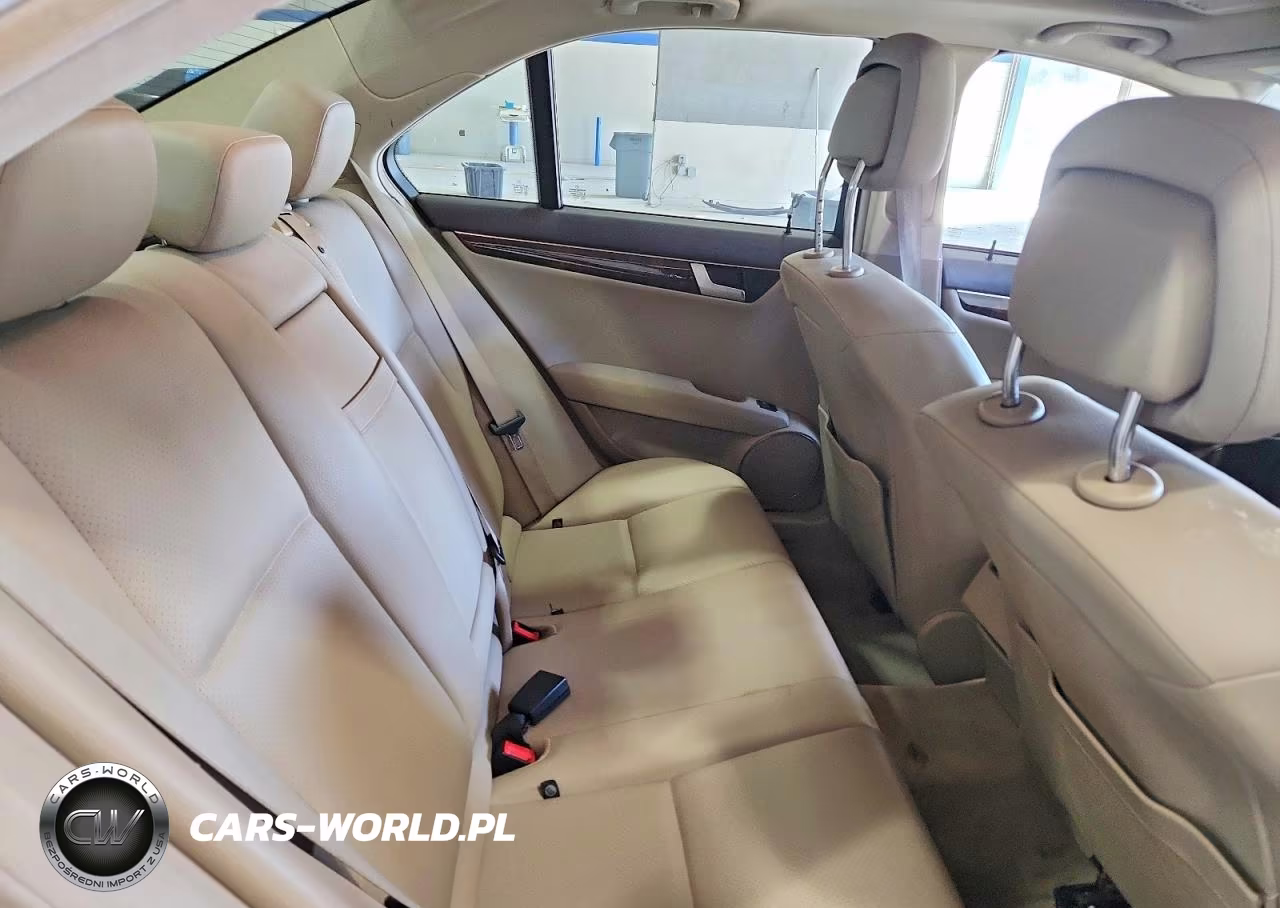 2013 Mercedes-Benz C 300 4Matic VIN:WDDGF8AB8DR247558 - 10