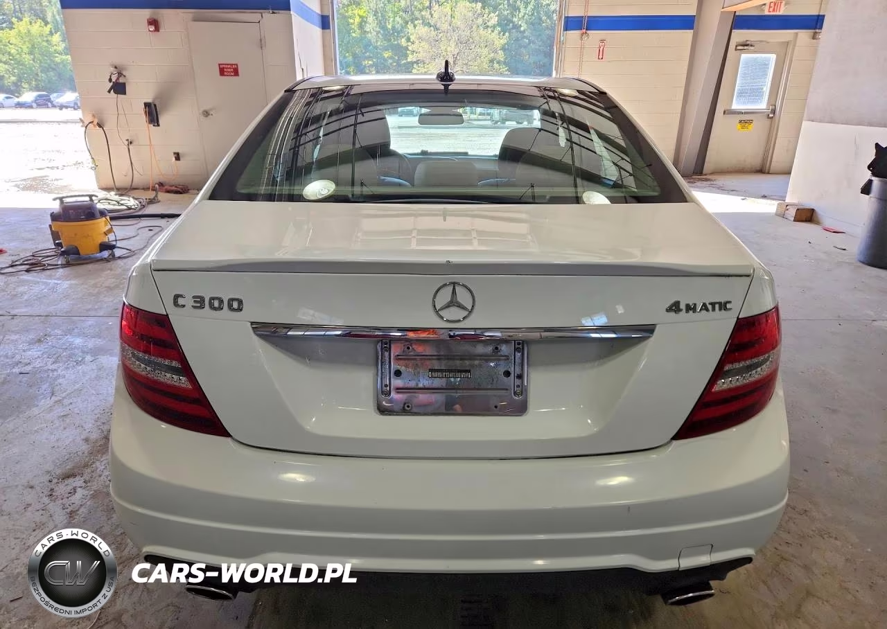 2013 Mercedes-Benz C 300 4Matic VIN:WDDGF8AB8DR247558 - 6