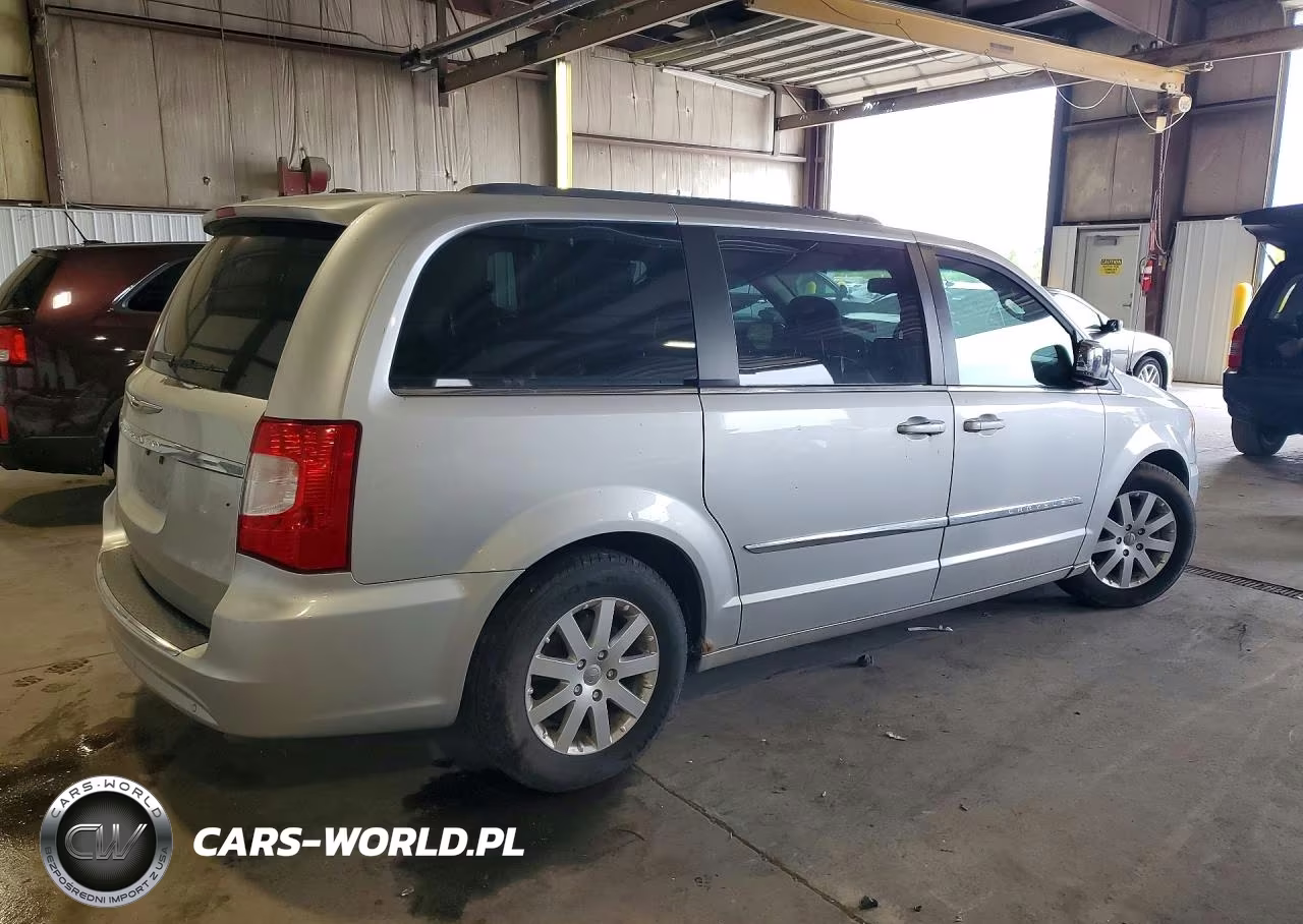 2012 Chrysler Town & Country Touring L VIN:2C4RC1CG9CR125568 - 3