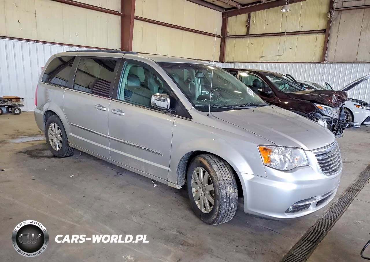 2012 Chrysler Town & Country Touring L VIN:2C4RC1CG9CR125568 - 4