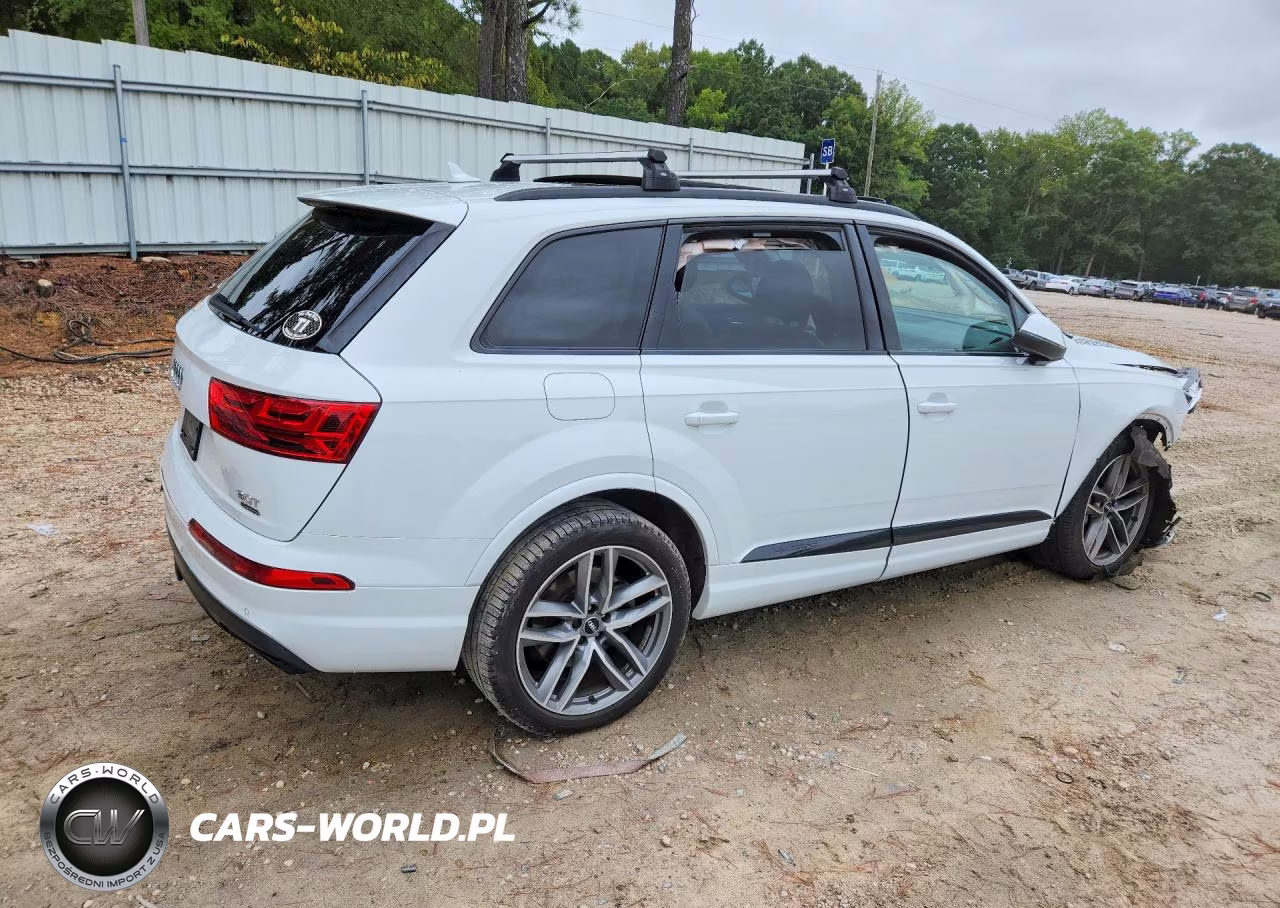 2018 Audi Q7 Prestige VIN:WA1VAAF75JD037952 - 3