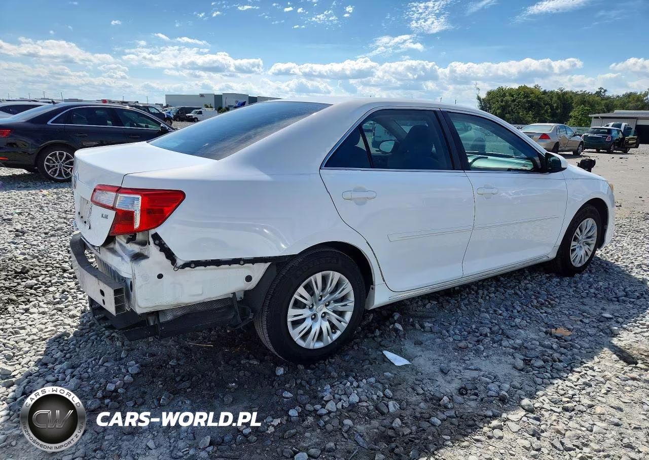 2012 Toyota Camry Le VIN:4T1BF1FK2CU131817 - 3