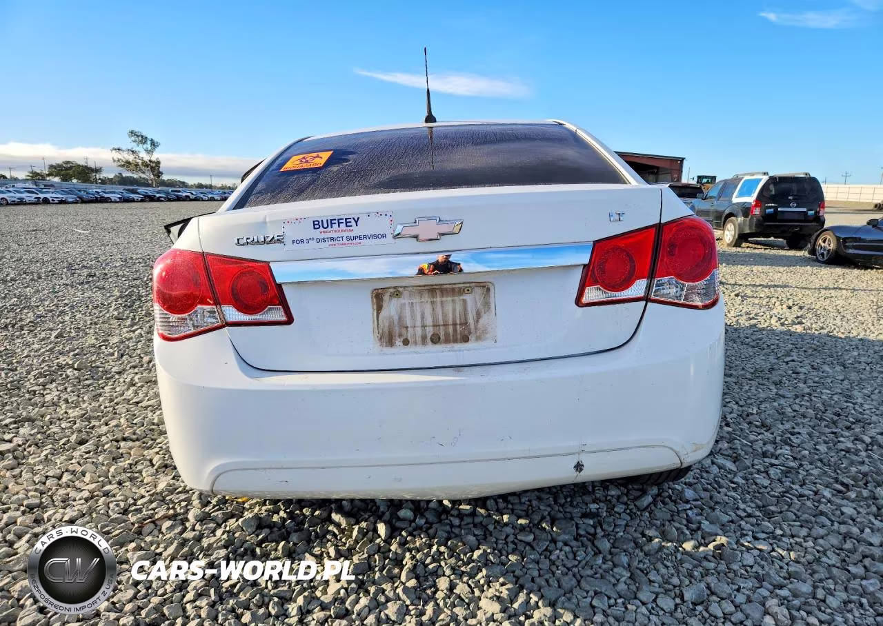 2014 Chevrolet Cruze VIN:1G1PC5SB2E7131987 - 6