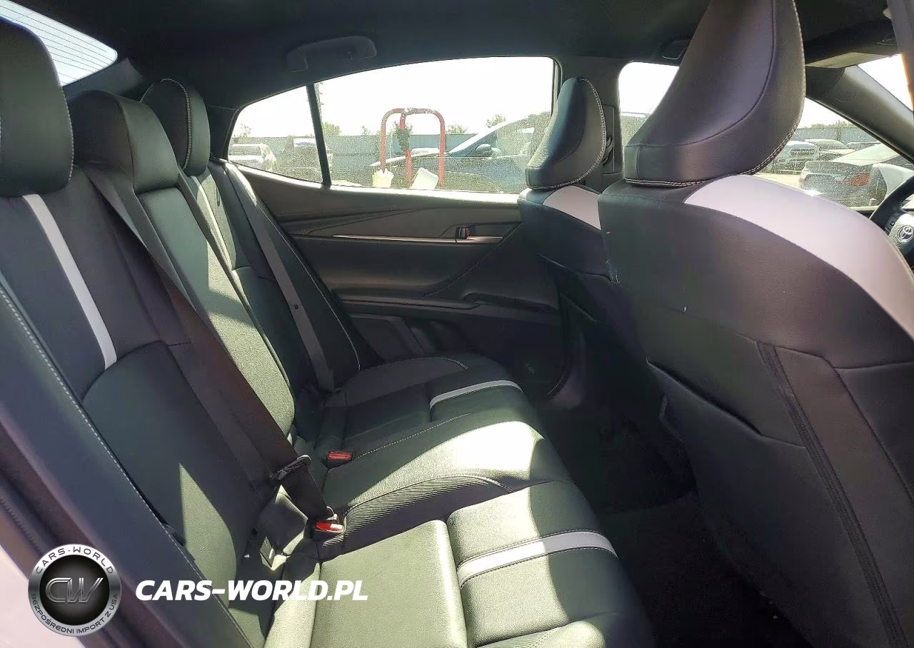 2025 Toyota Camry Se VIN:4T1DBADK2SU507292 - 10