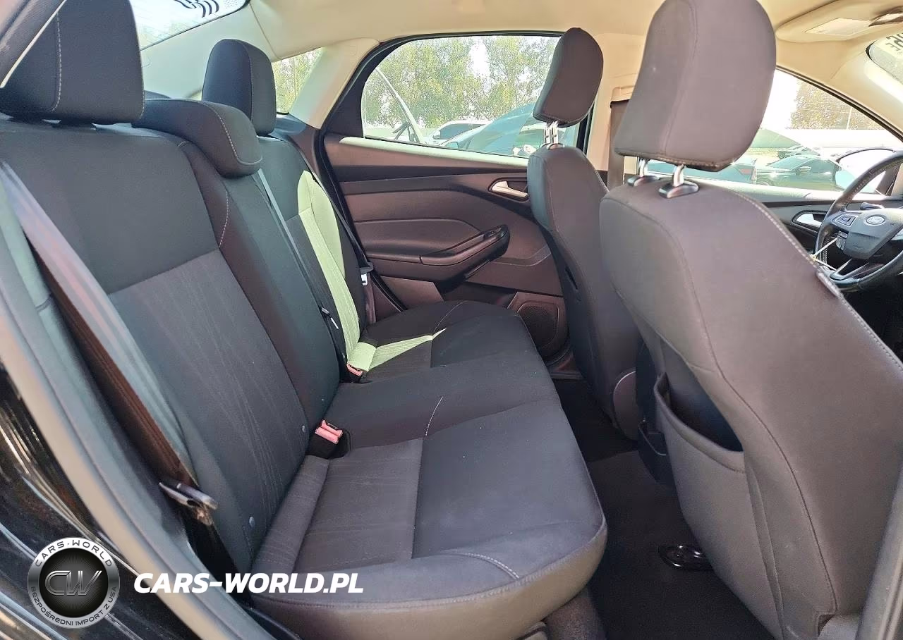 2015 Ford Focus Se VIN:1FADP3F27FL248993 - 10