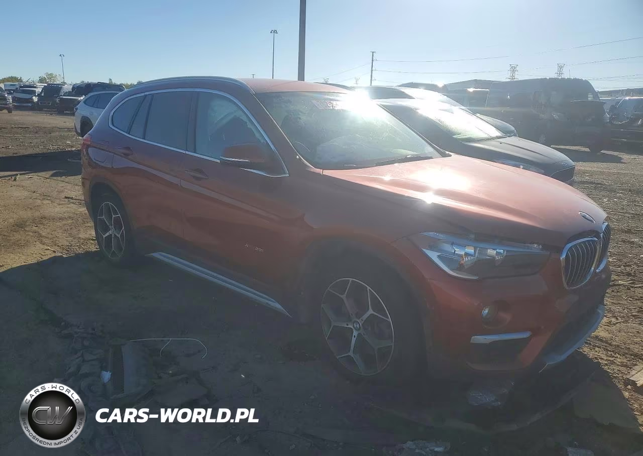 2018 BMW X1 xDrive28I VIN:WBXHT3C32J5K28977 - 4