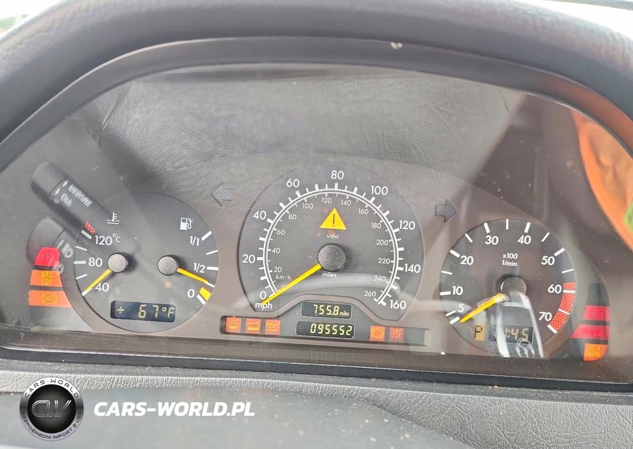 2000 Mercedes-Benz C 230 VIN:WDBHA24GXYA825888 - 9