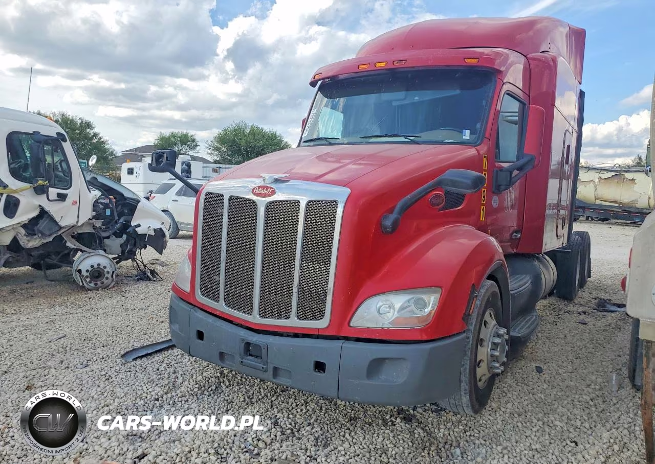 2016 Peterbilt 579 Semi Truck